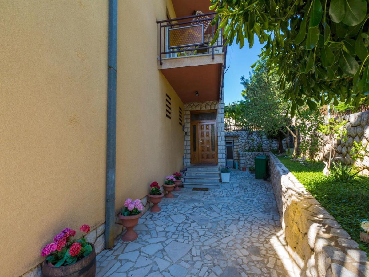 Apartments Davorka Crikvenica Exteriör bild